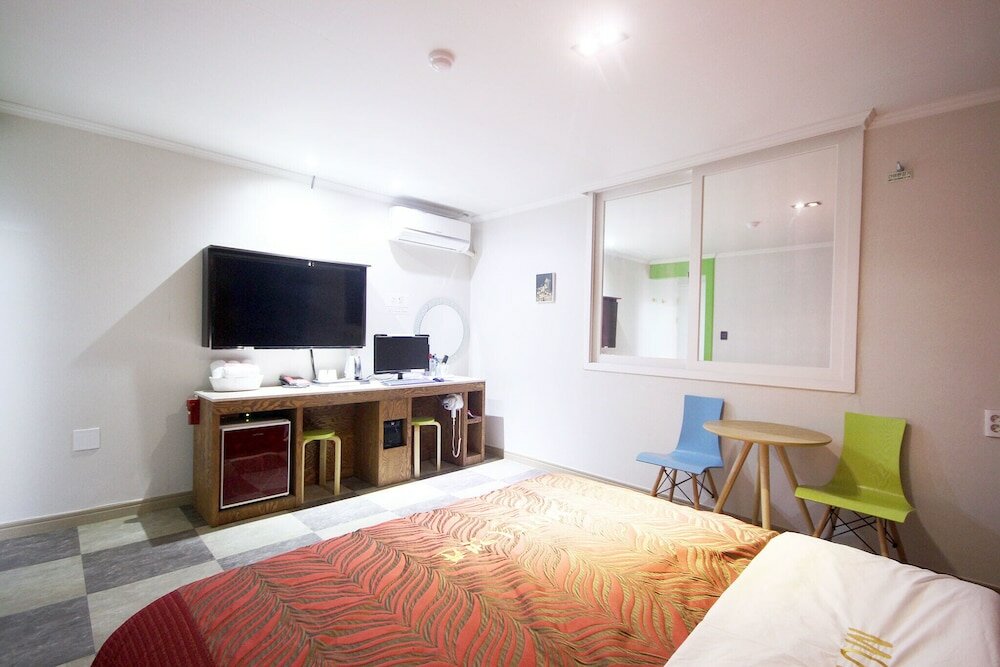 Фото Busan Gupo Cats