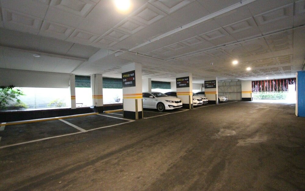 Фото Changwon Jinhae Yongwon Zeta