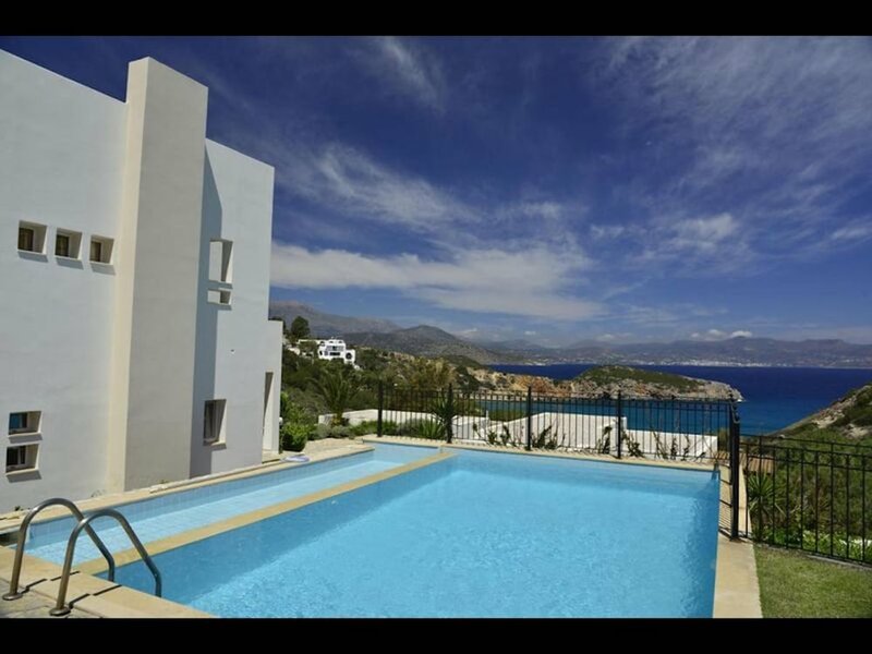 Гостиница Villa Ouranos our Dream in Blue and Cream With Seaview and Pool