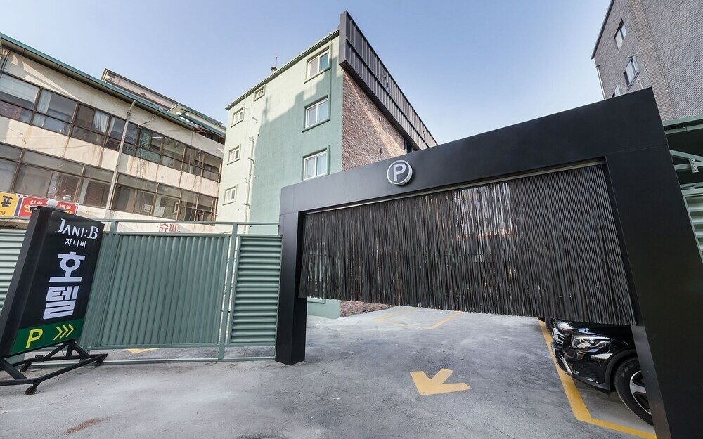 Фото Suwon Johnny B