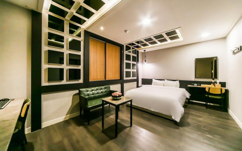 Фото Changwon Paryongdong Soo