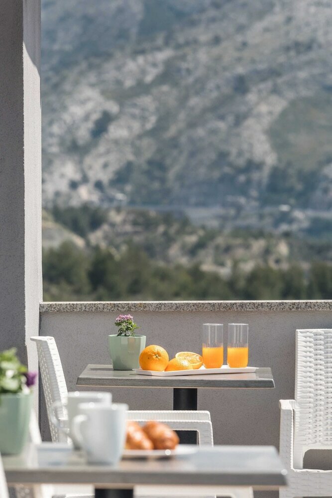 Фото Apartments Villa Salona Sky