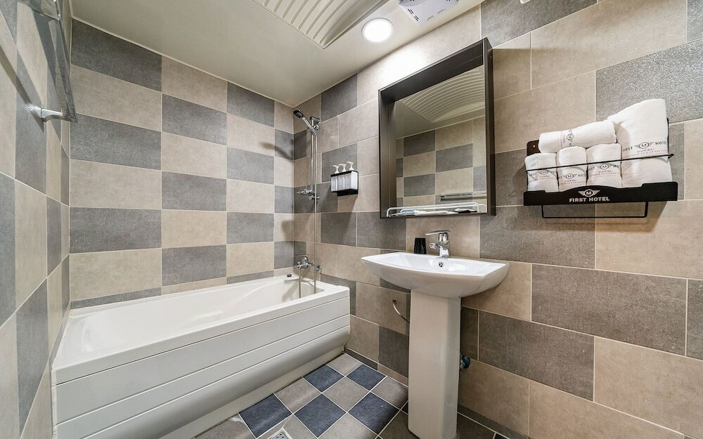 Фото Suwon First M