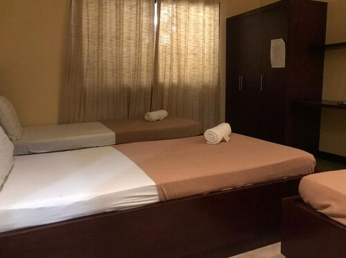 Гостиница Oyo 762 Laurien Hotel в Батангасе