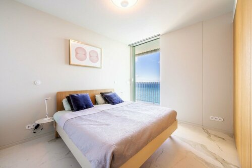 Гостиница Barreirinha Front-Line Sea View II в Фуншале