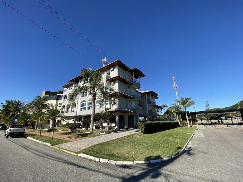 Фото Il Campanario Jurere Internacional