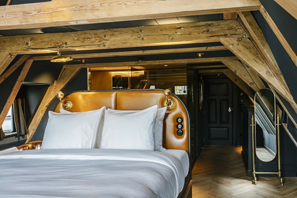 Фото Hotel The Noblemen