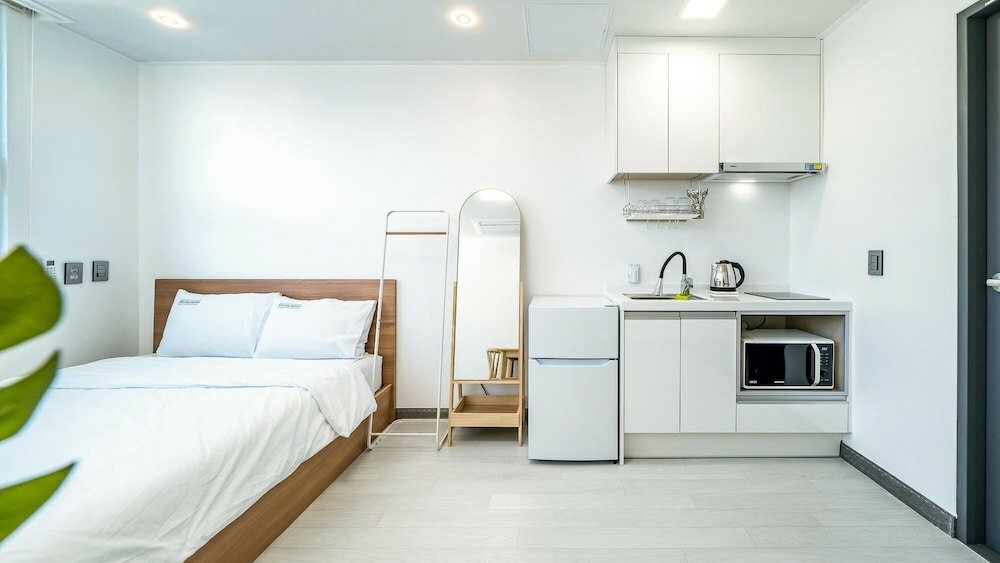 Фото Yeosu Nangmanstay Pension