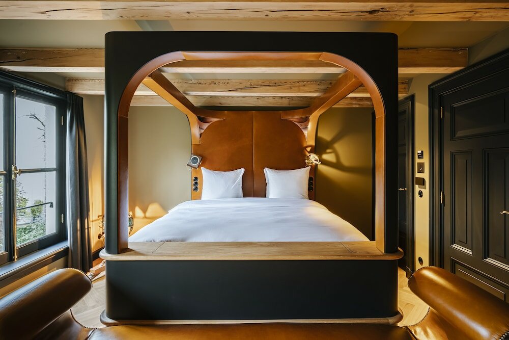 Фото Hotel The Noblemen