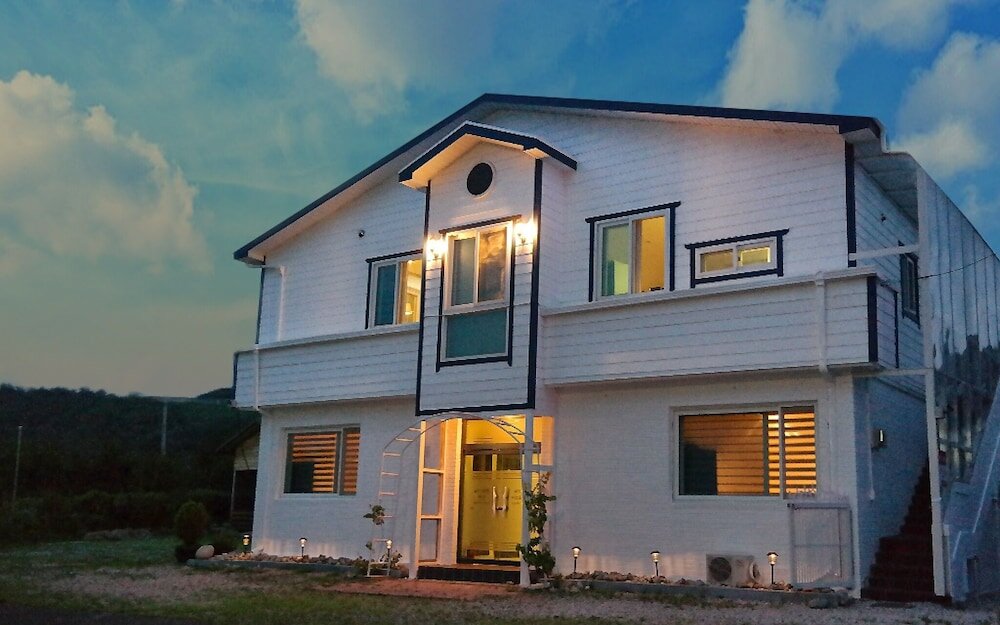 Фото Yangyang Sea Garden Guesthouse