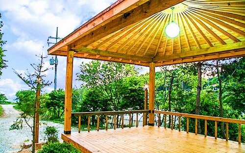 Гостиница Ganghwado Noeulbit Meomuneunjip Pension