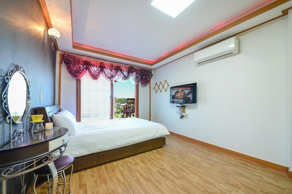 Фото Ganghwa Punggyung Gryujineon zip Pension