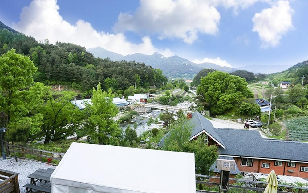 Фото Geochang Time Stay Pension