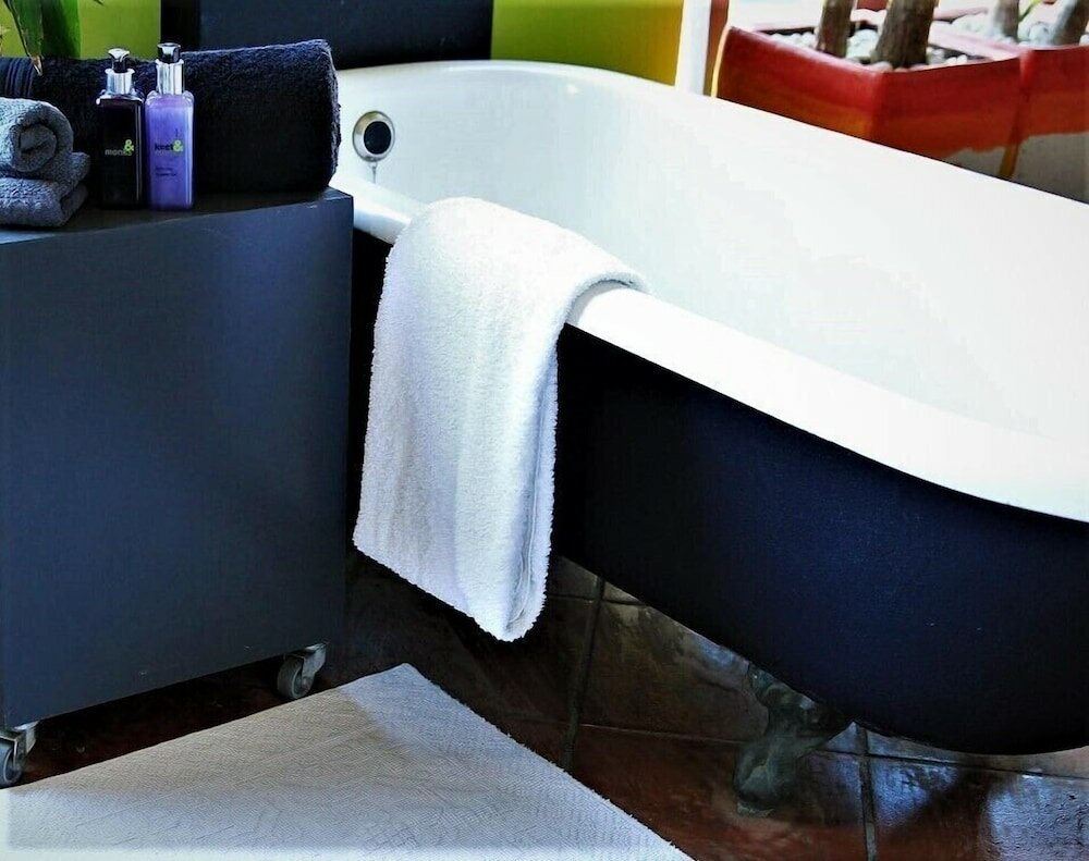 Фото Cactus House Gay Male Guesthouse - Adults Only