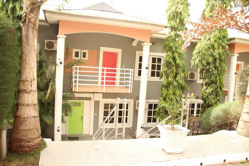 Фото отеля 1