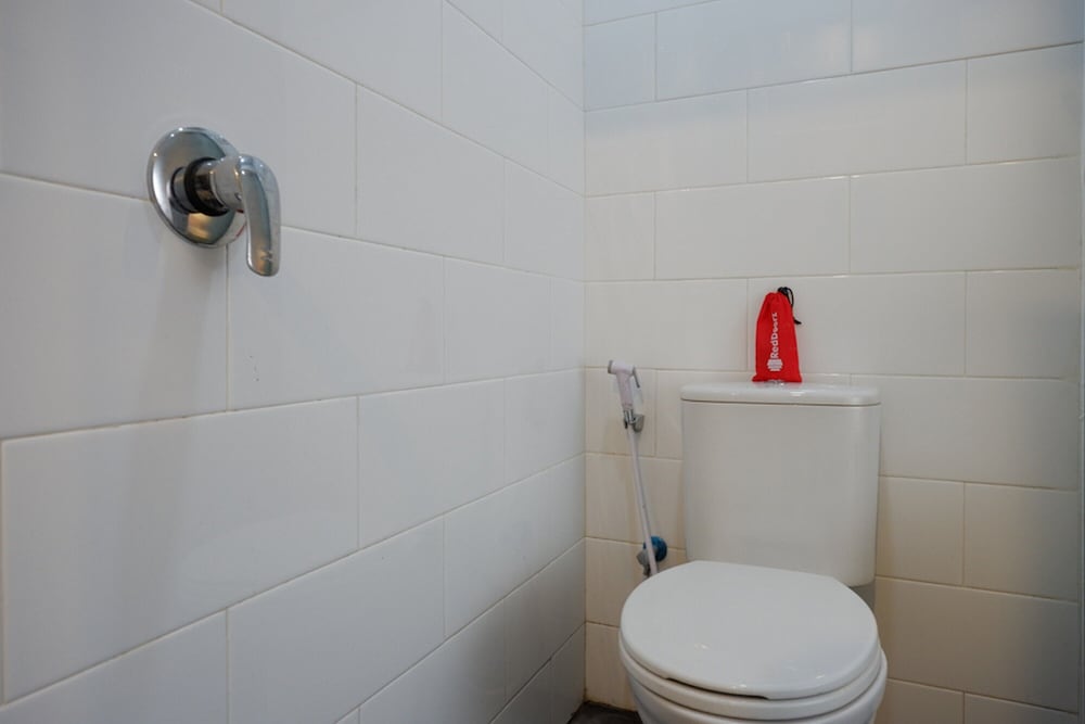 Фото RedDoorz Syariah @ Jalan Sultan Agung Tegal