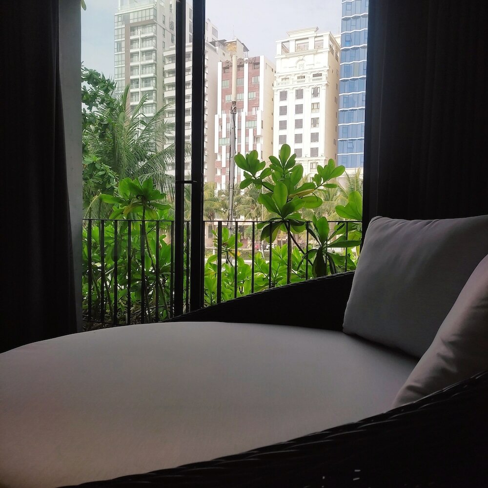 Фото M Suite Danang Beach