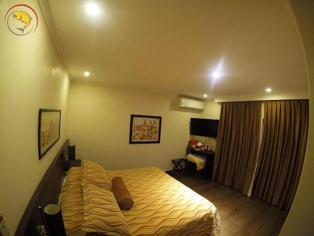 Фото Grand Crucero Fishing Lodge