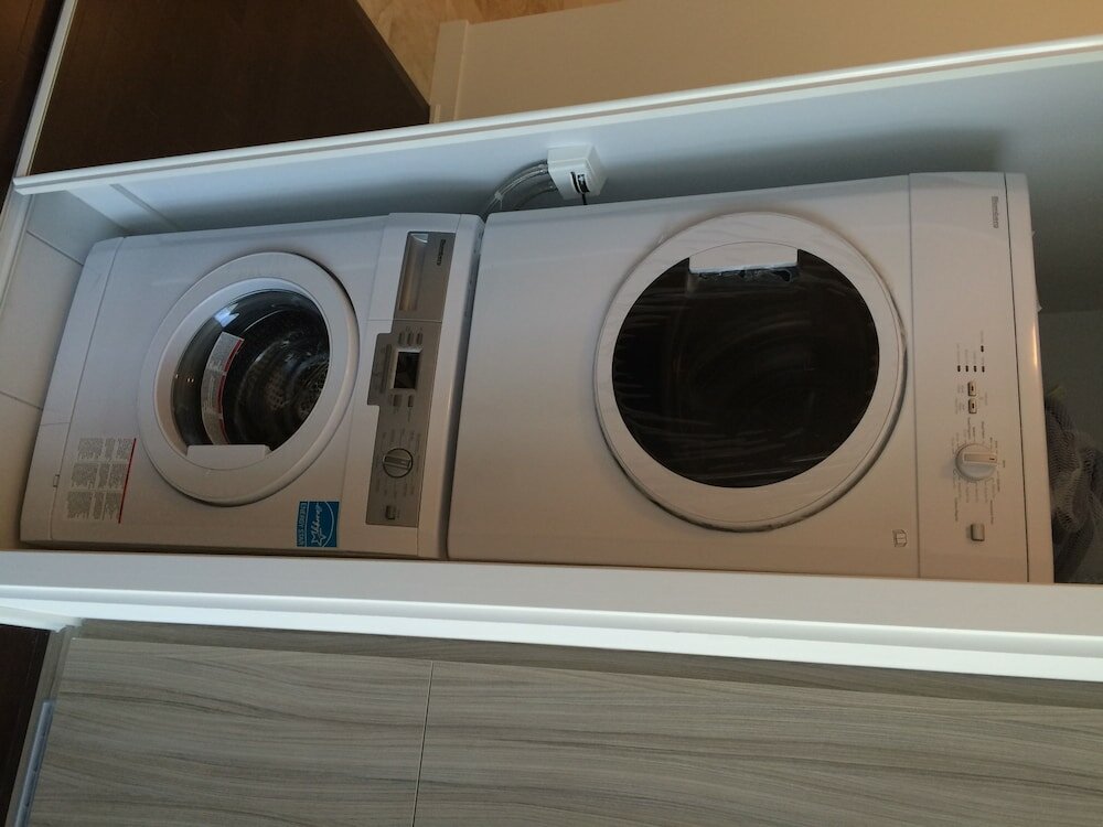 Фото To Stays - York and Lakeshore