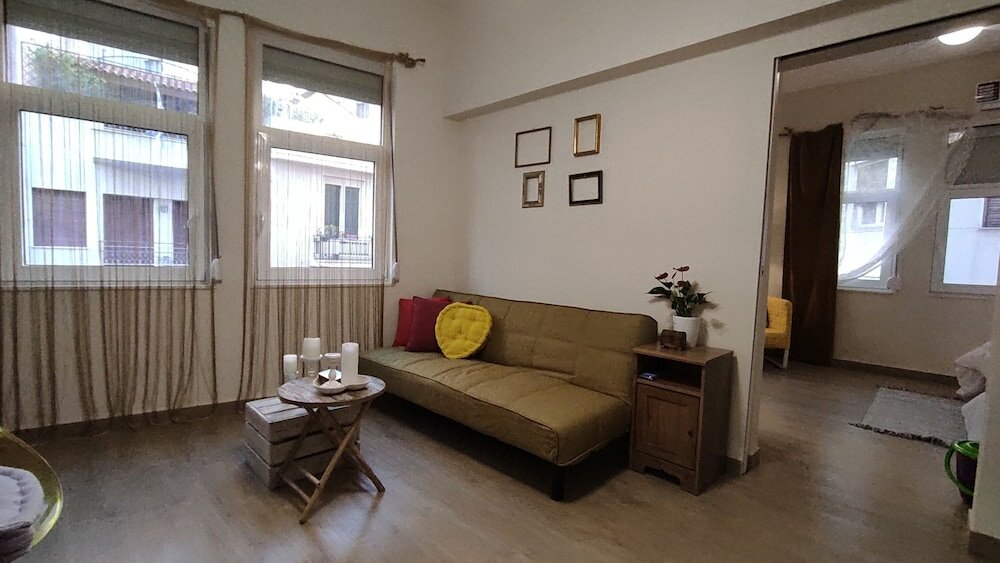 Фото Athens Living Room