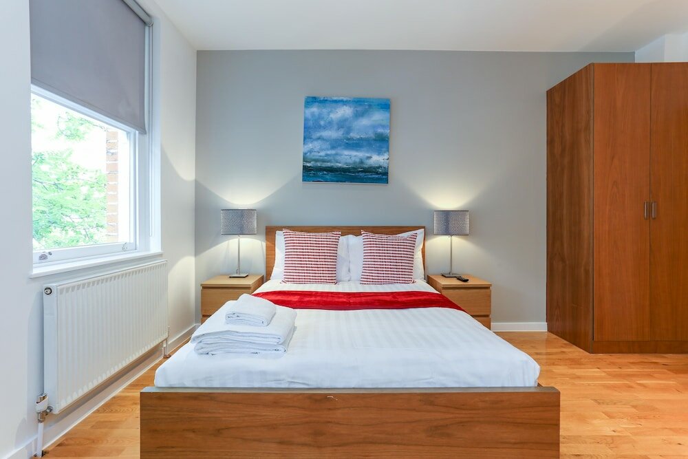 Фото Russell Square Serviced Apartments