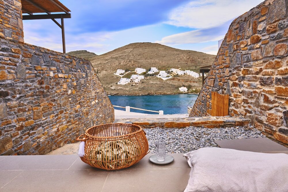 Фото Amal Kythnos Suites