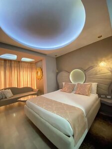 Гостиница New W Hotel