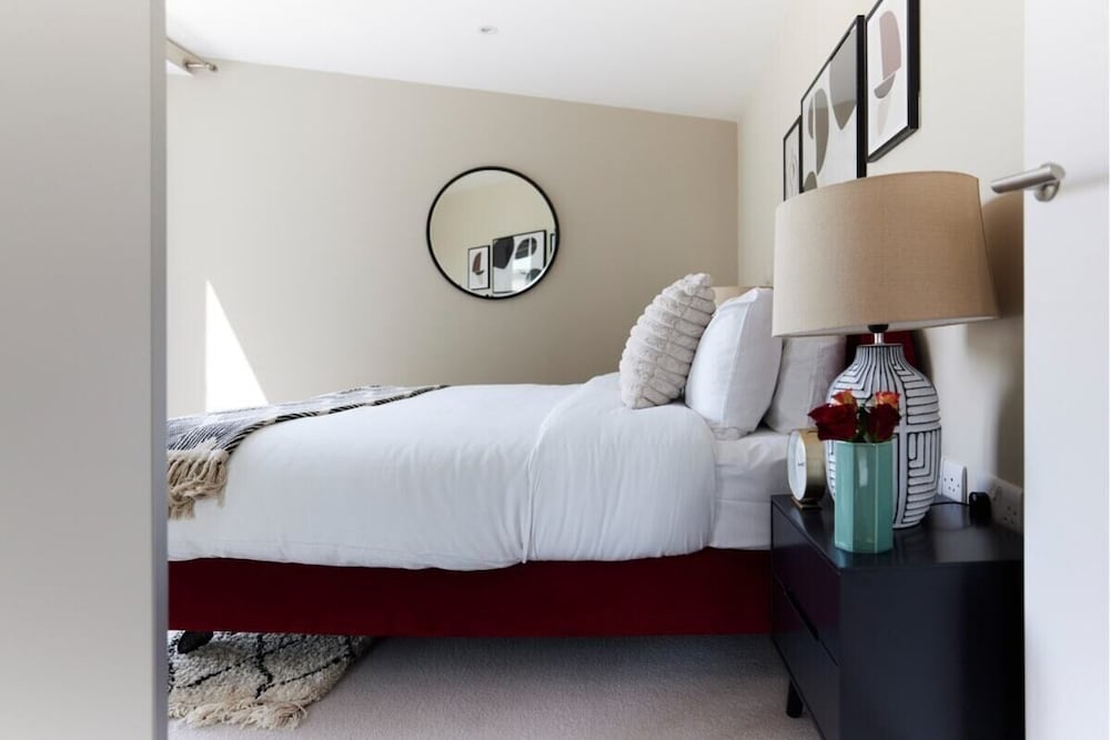 Фото The Albert Embankment Escape - Breathtaking 2bdr Flat With Balcony