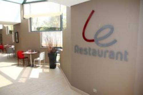 Фото Campanile Nice Airport