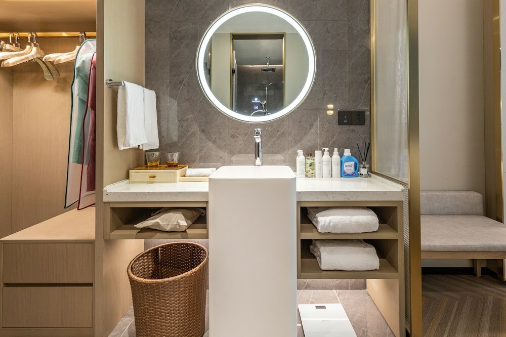 Фото Gz Baiyun Airport MeHood Liz Hotel T1