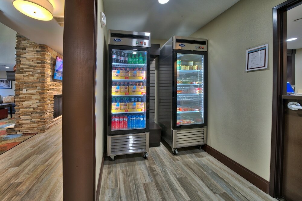 Фото Staybridge Suites Lubbock South, an Ihg Hotel