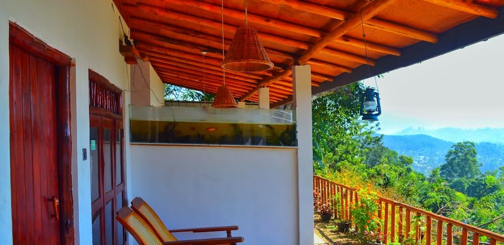 Фото Rainbow Sky Cottage Ella