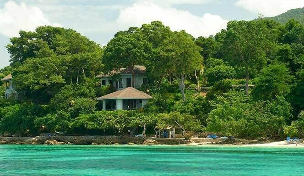 Фото Bluefields Bay Villas