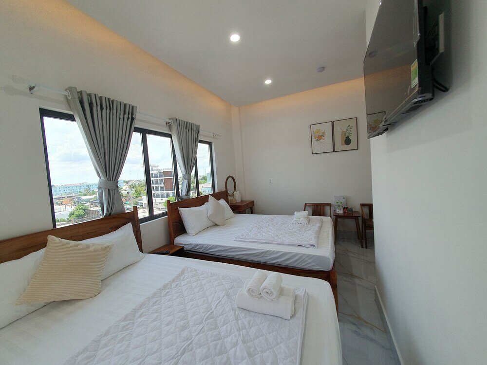 Фото Hero Hostel & Billiards