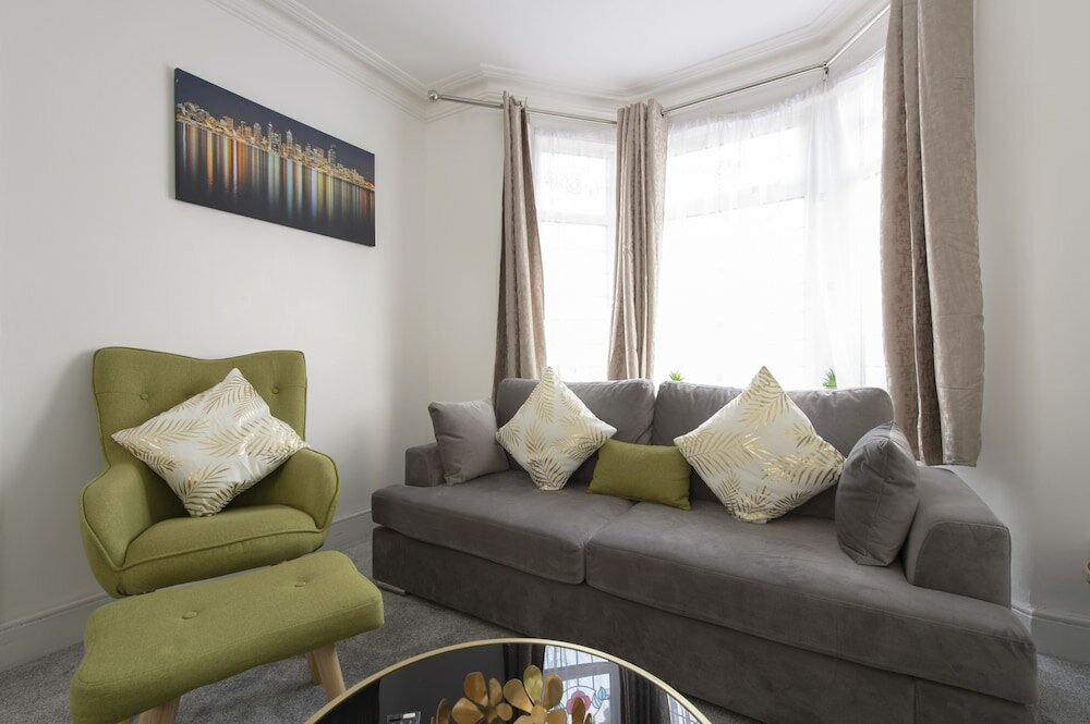 Фото Fortified Three Bedroom Home