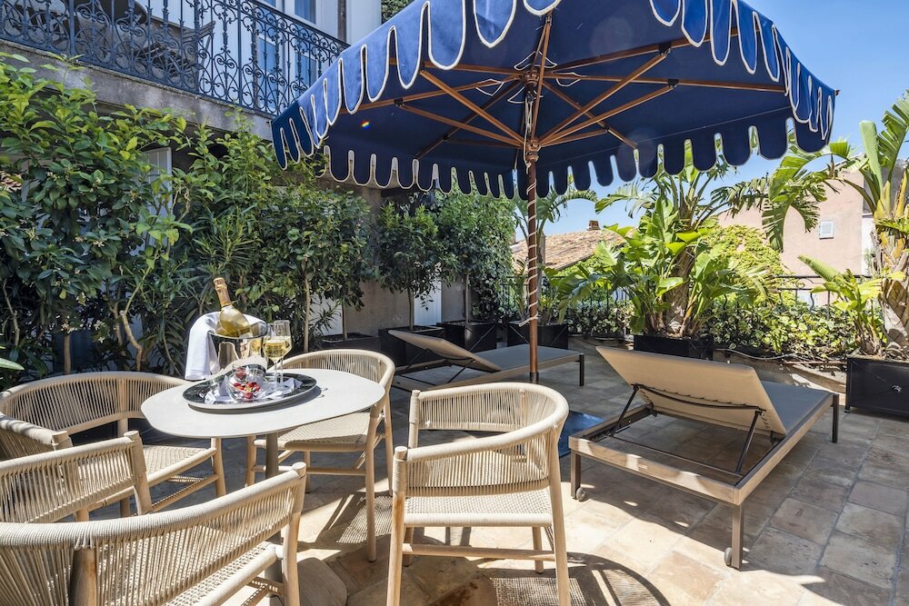 Фото Hôtel Le Yaca Saint-Tropez