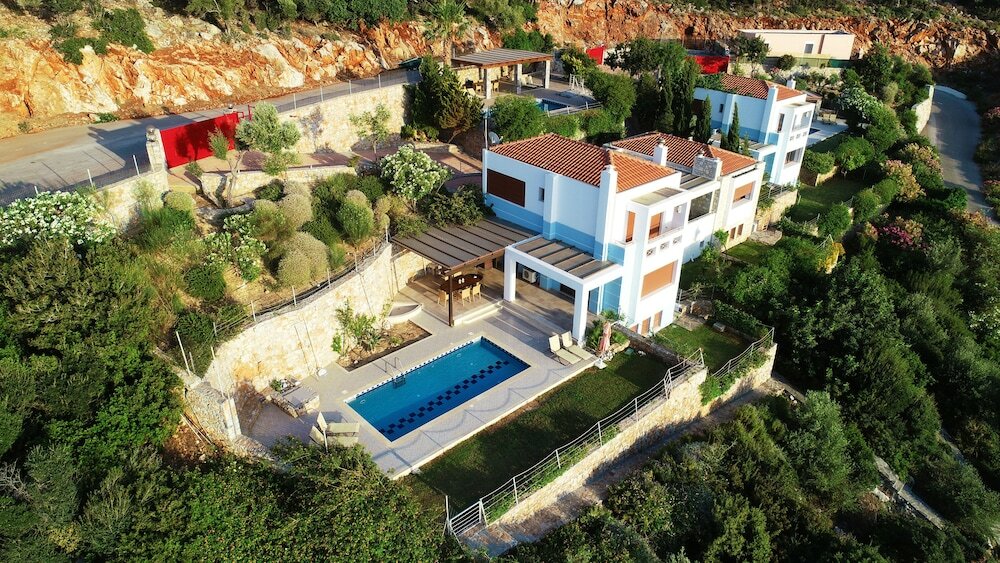 Фото Okeanides Villas