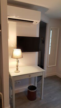 Фото Hôtel Chez Jacqueline