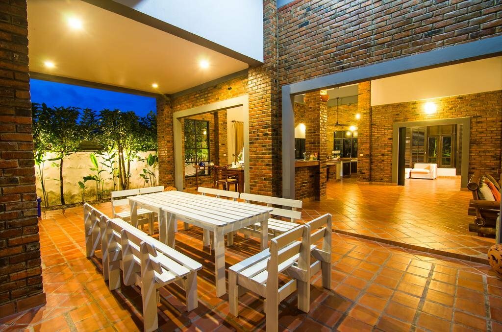 Фото Baan Oriental Villa