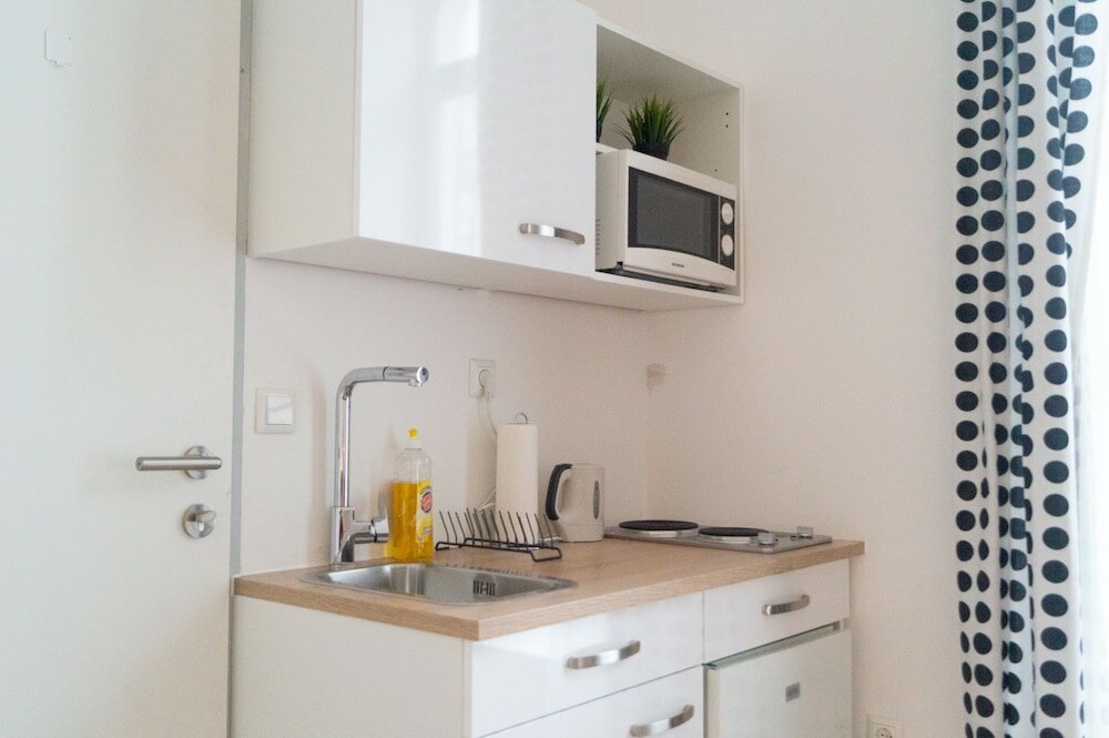 Фото Modern Apartment Wiener Stadthalle 1