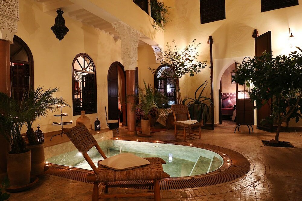 Фото Riad Assaada