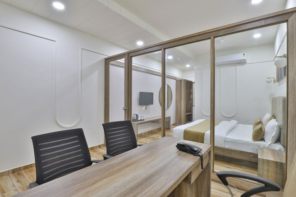 Фото Hotel Sr Regency