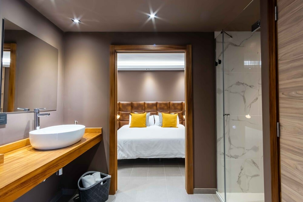 Фото Poem Suites