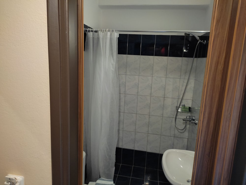 Фото Spartacus House