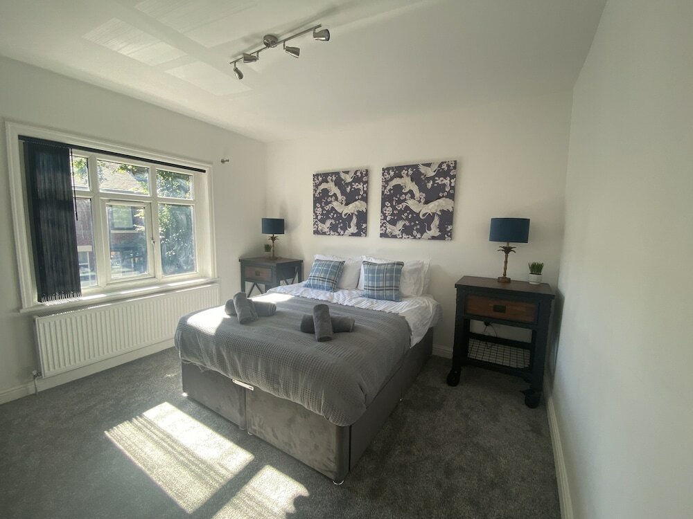 Фото Ideal Lodgings in Bury