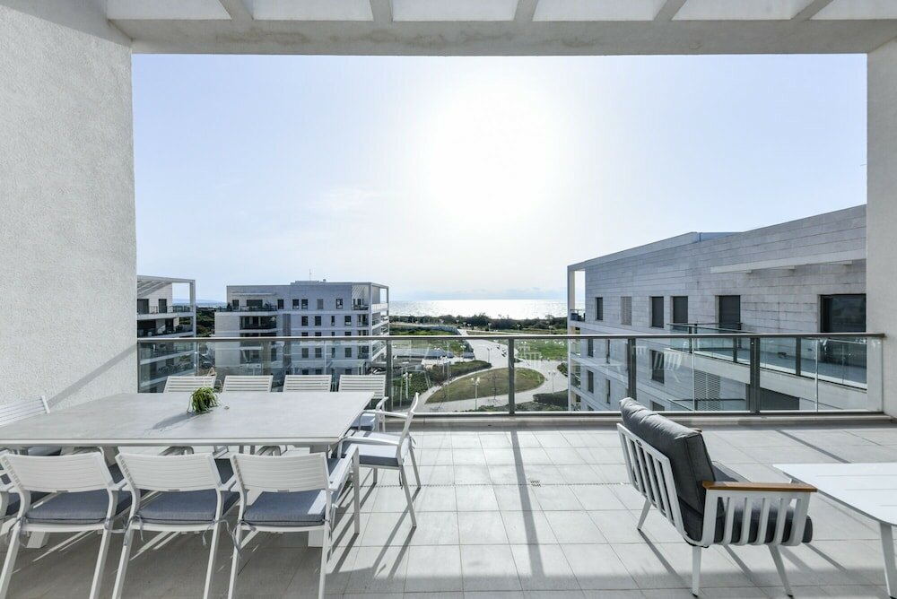 Фото High Class 6br Achziv apartment