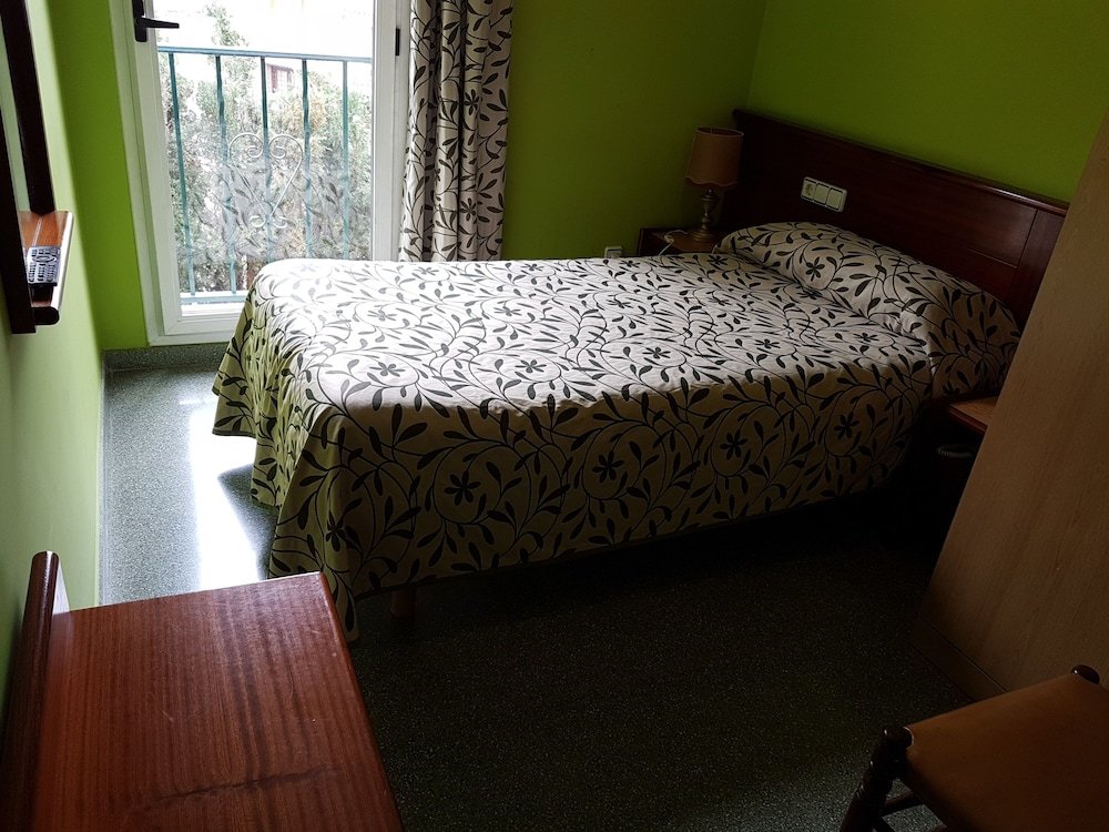 Фото Hotel Don Pelayo