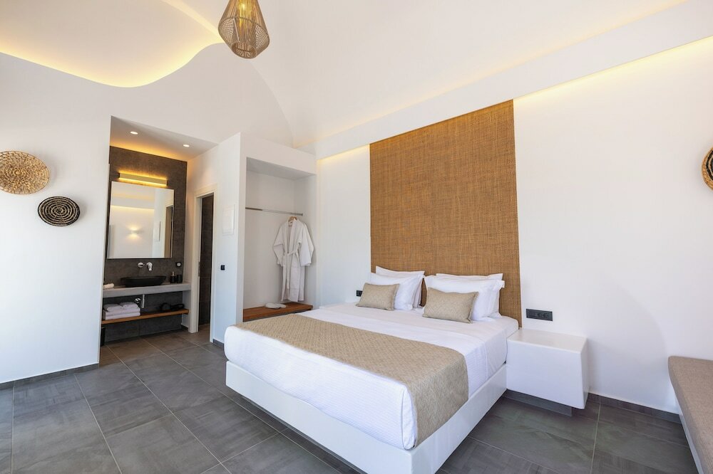 Фото Bonsai Luxury Suites