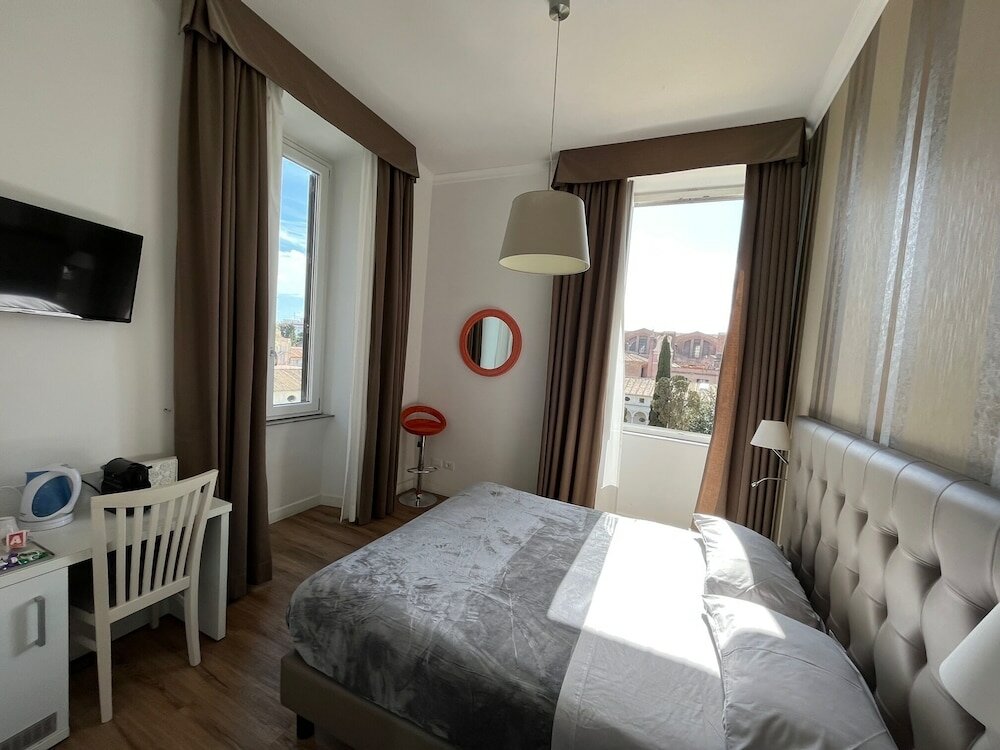 Фото Camere con vista sul Chiostro Di Michelangelo