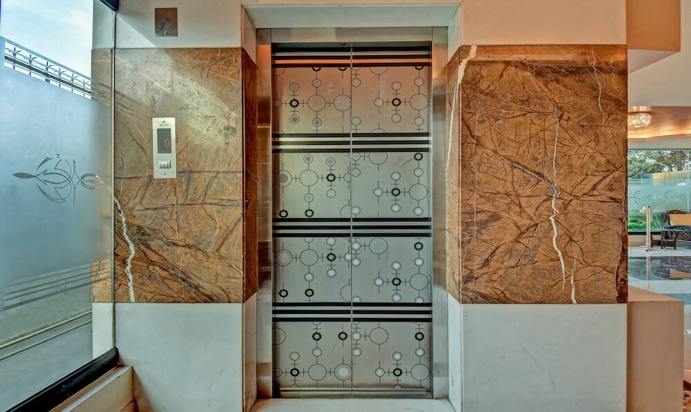 Фото  Treebo Raj Elegance Manyata Tech Park